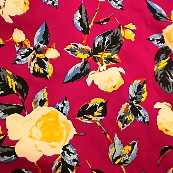 LulaRoe Nicole Floral Short Sleeve Dress - Picture 2 of 2